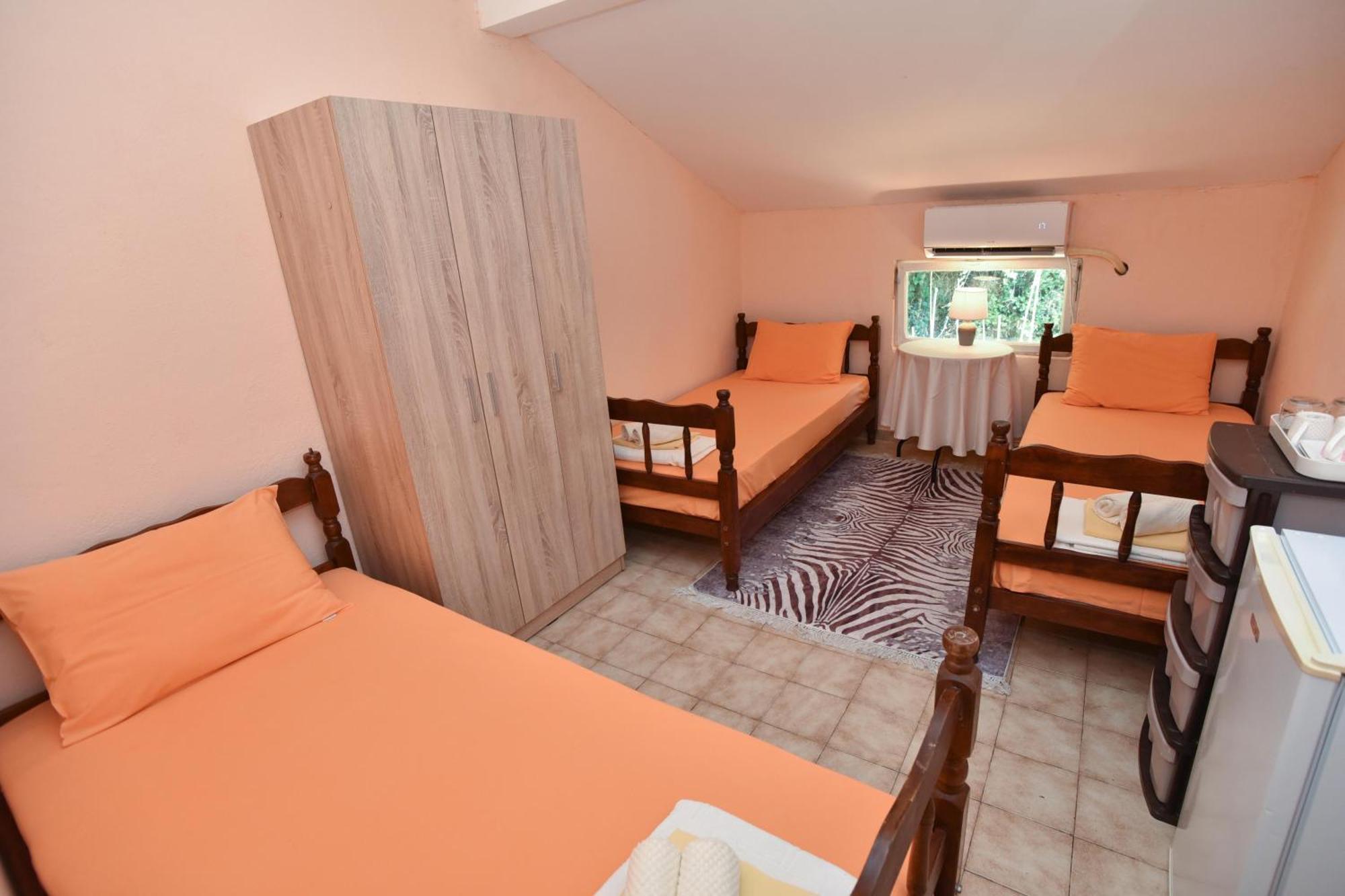 Petrovac Vila Apartments Lidija מראה חיצוני תמונה