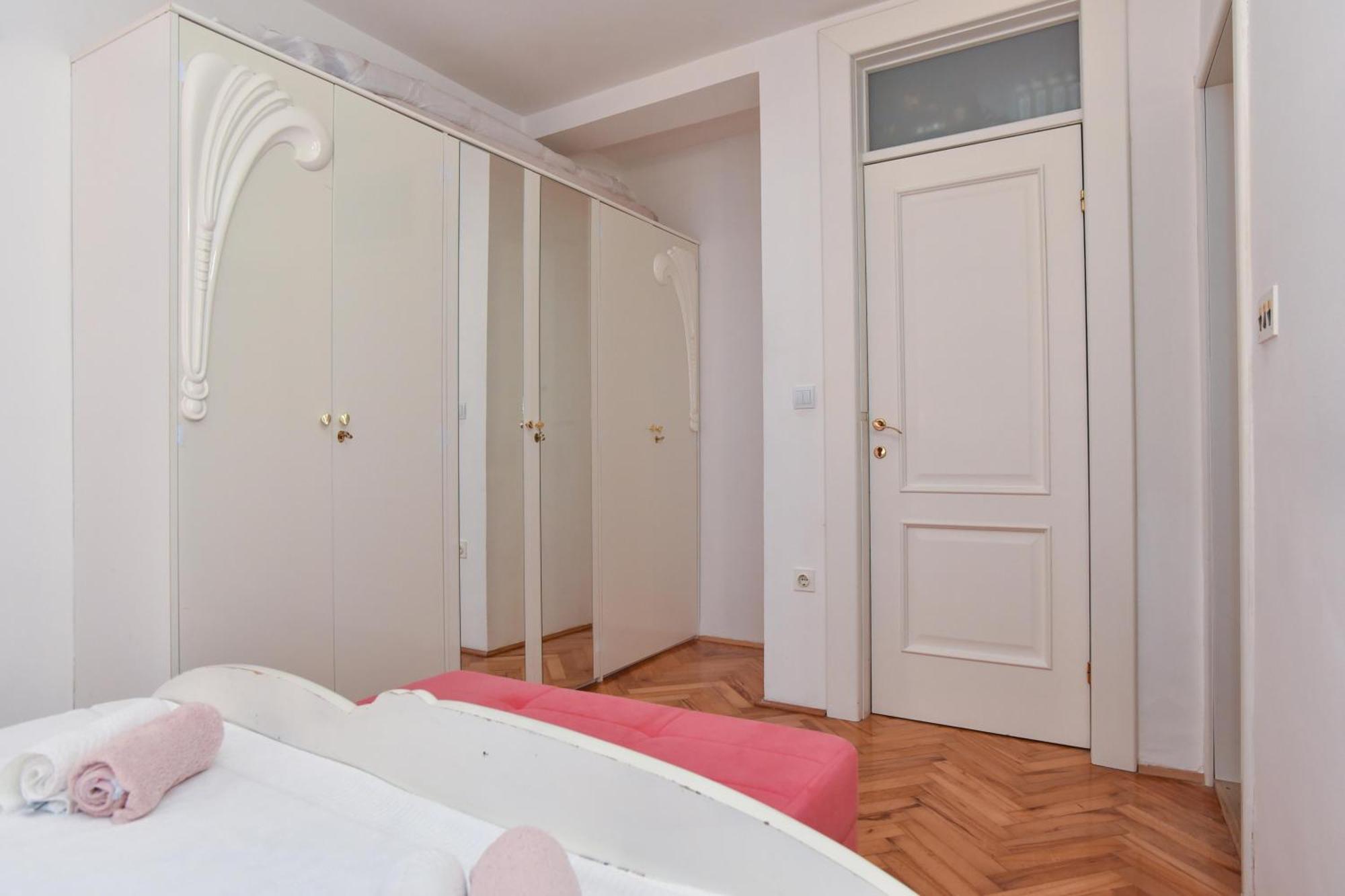 Petrovac Vila Apartments Lidija מראה חיצוני תמונה