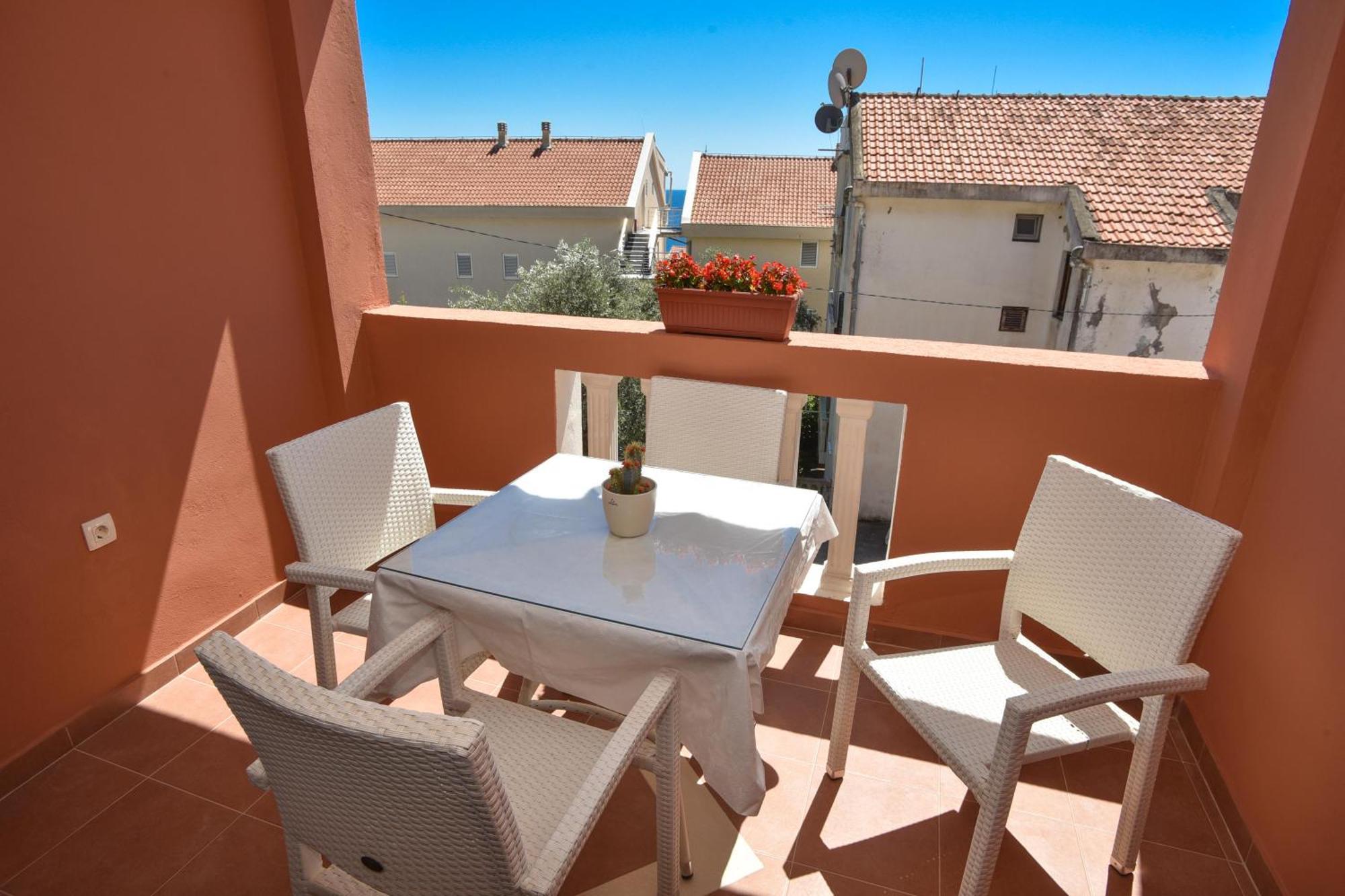 Petrovac Vila Apartments Lidija מראה חיצוני תמונה